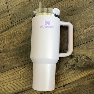 Stanley 40oz Tumbler in Orchid